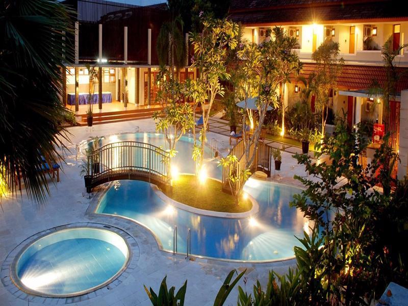 Lpp Garden Hotel Maguwo Eksteriør billede